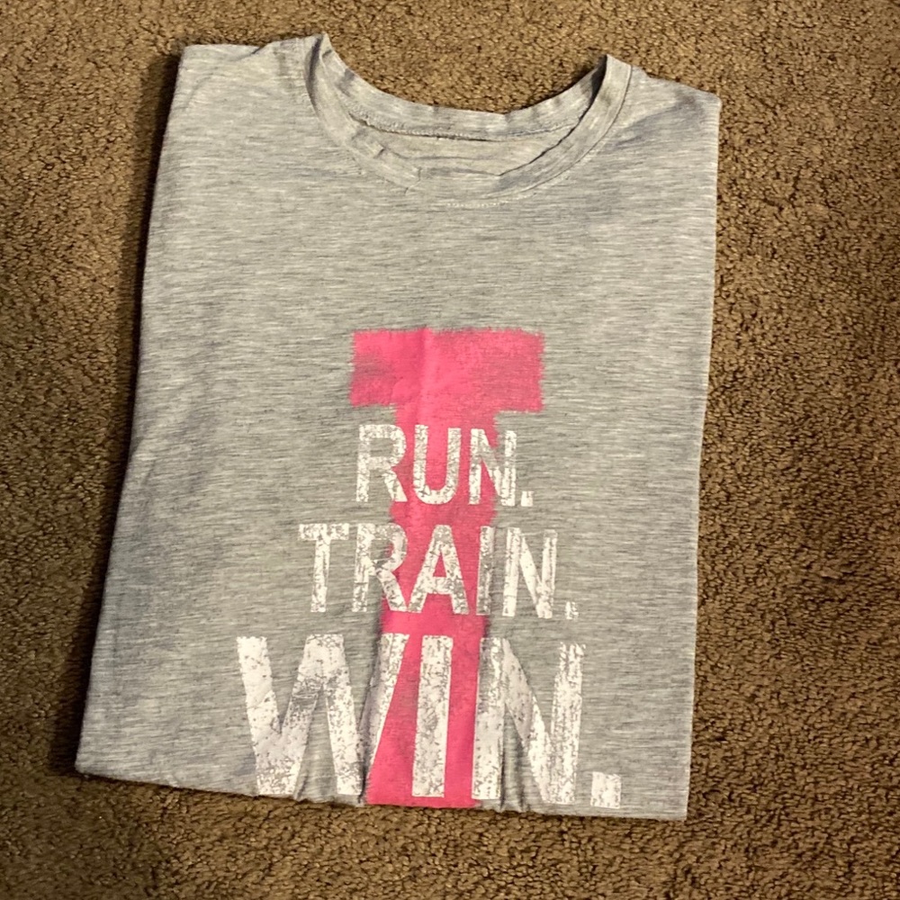 Women’s under Armour T-shirt